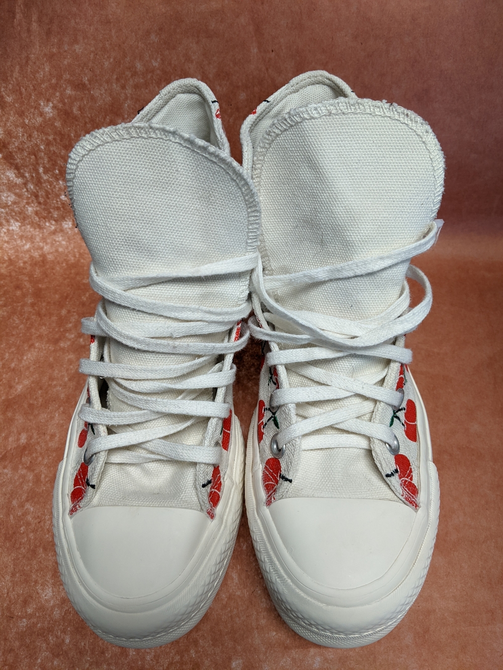 Converse All-Star Women's Chuck Taylor High-Top Platform Sneakers Size 6.5 -Used